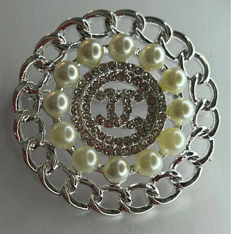 Brooches silver