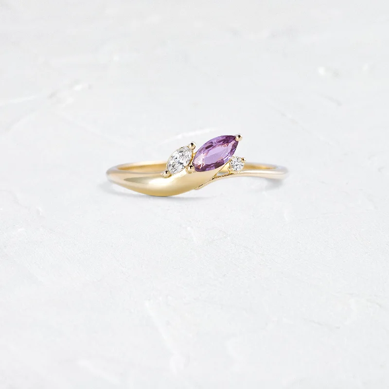 Grand Cresting Ring - Purple