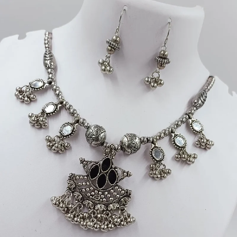 Kavita Art Oxidised Plated Mirror Necklace Set