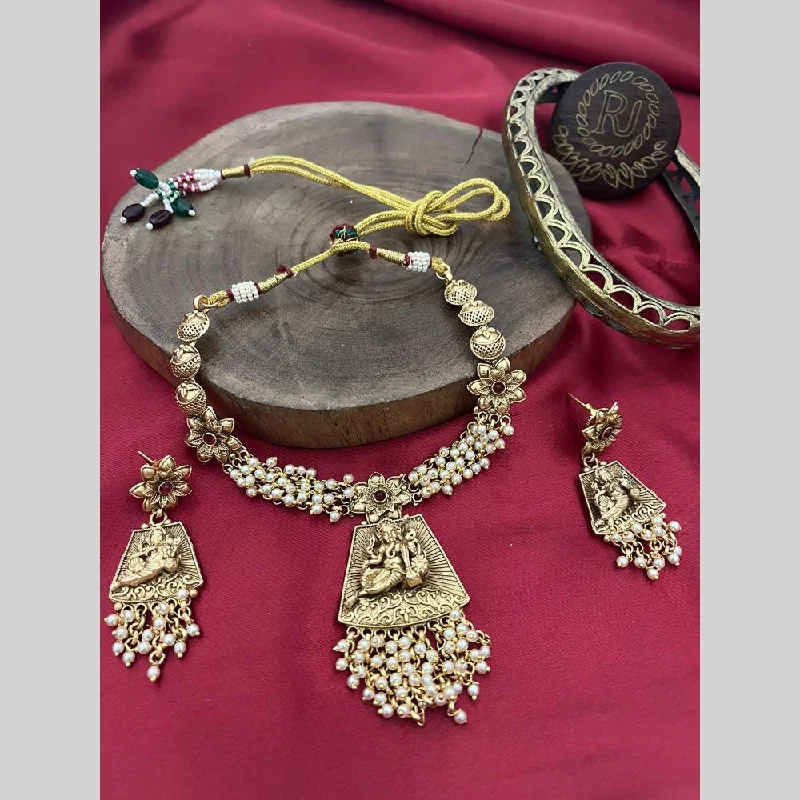 FS Collection Gold Plated Pota Stone And Pearls Lord Ganesha Necklace Set